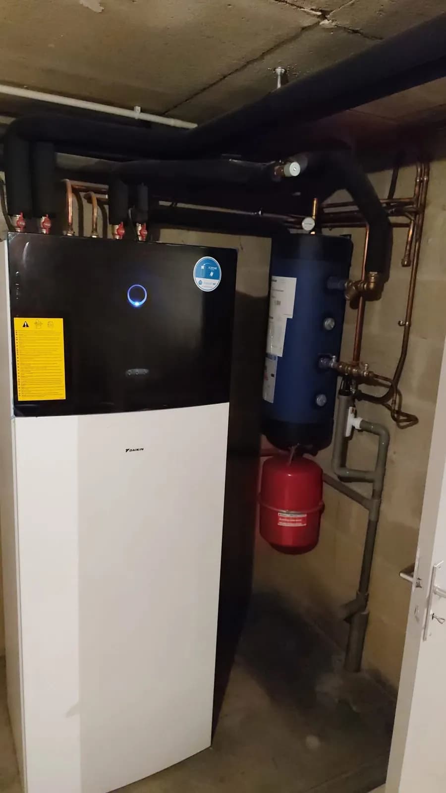 Installation de pompe à chaleur réalisée par ISONERGI dans la région de Rennes